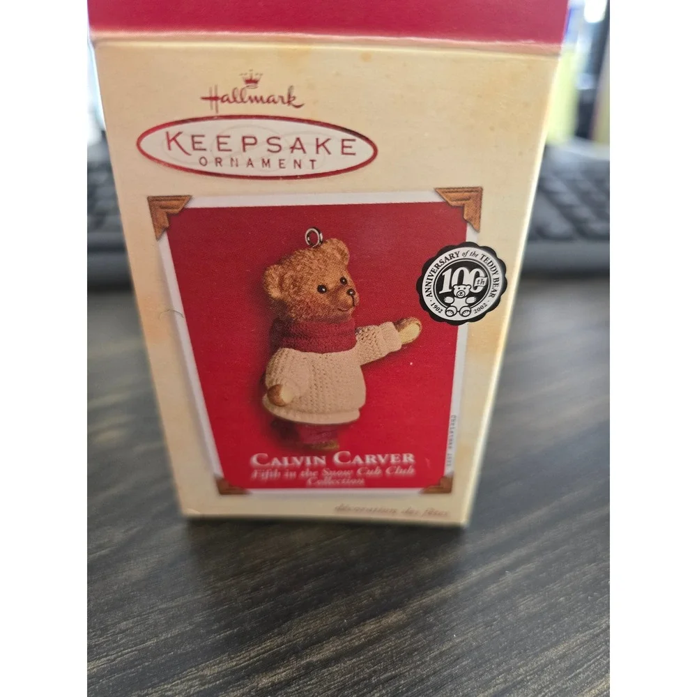 Hallmark Keepsake Ornament 2002 Calvin Carver Snow Cub Club Bear Fifth in Series